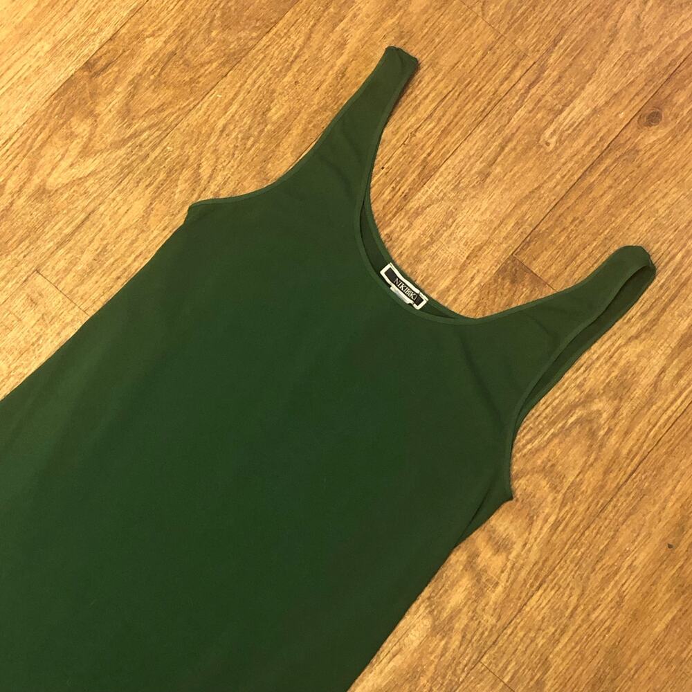 NWOT Nikibiki Green Basic Casual Seamless Stretch Tank Top One Size